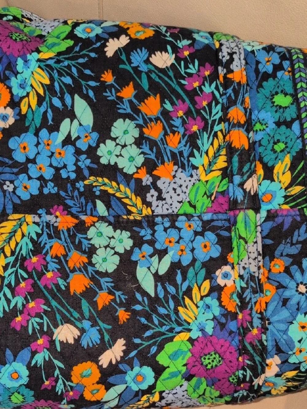 Vera Bradley Retired Pattern "Midnight Blues" Quilted Large Weekender Tote - Picture 11 of 16